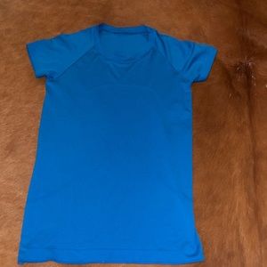 I love this color I just don’t wear them often!